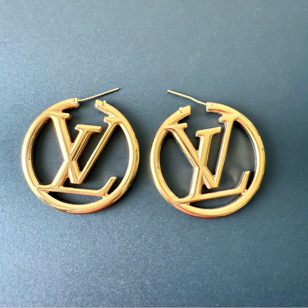 Authentic Louis Vuitton 2” Gold Earrings - Picture 3 of 11
